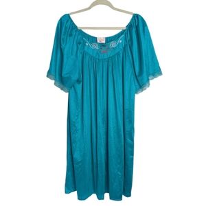 Vintage Kelly Reed Collection Woman Plus Size Nightgown
